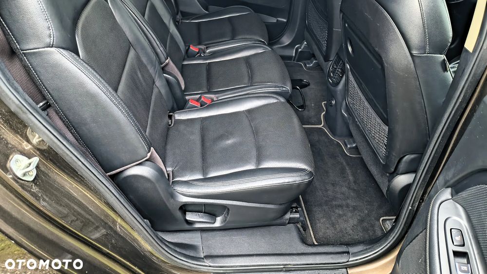 Kia Carens 1.7 CRDi 136 Fifa World Cup Edition - 7