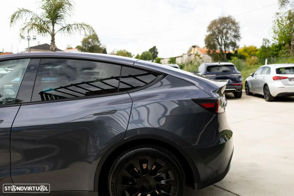 Tesla Model Y Long Range Tração Integral - 21