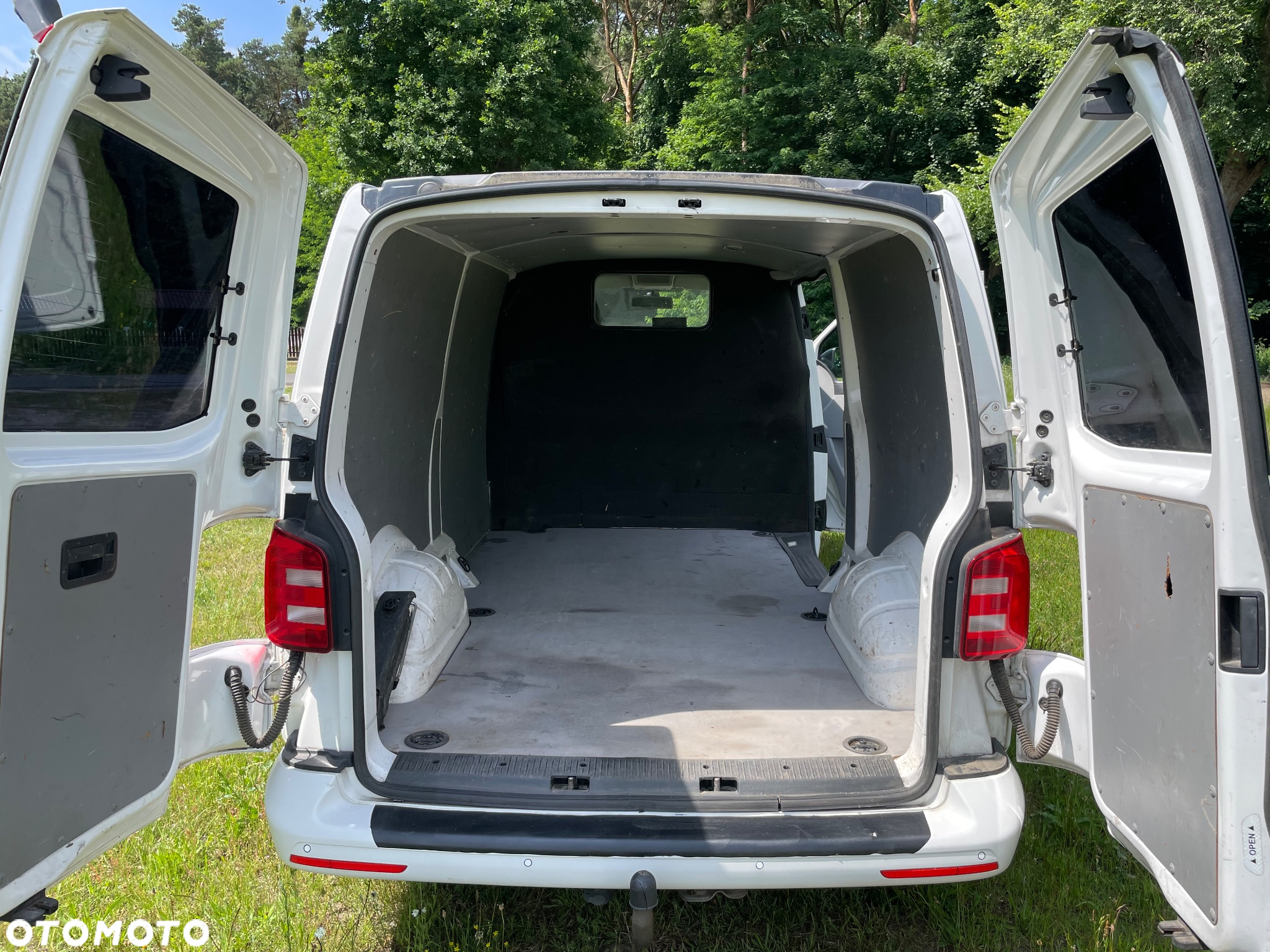 Volkswagen TRANSPORTER T5 - 21