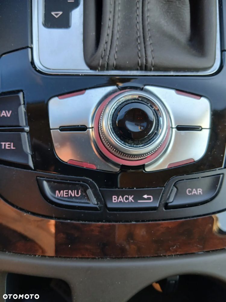 Audi A4 Limousine - 9