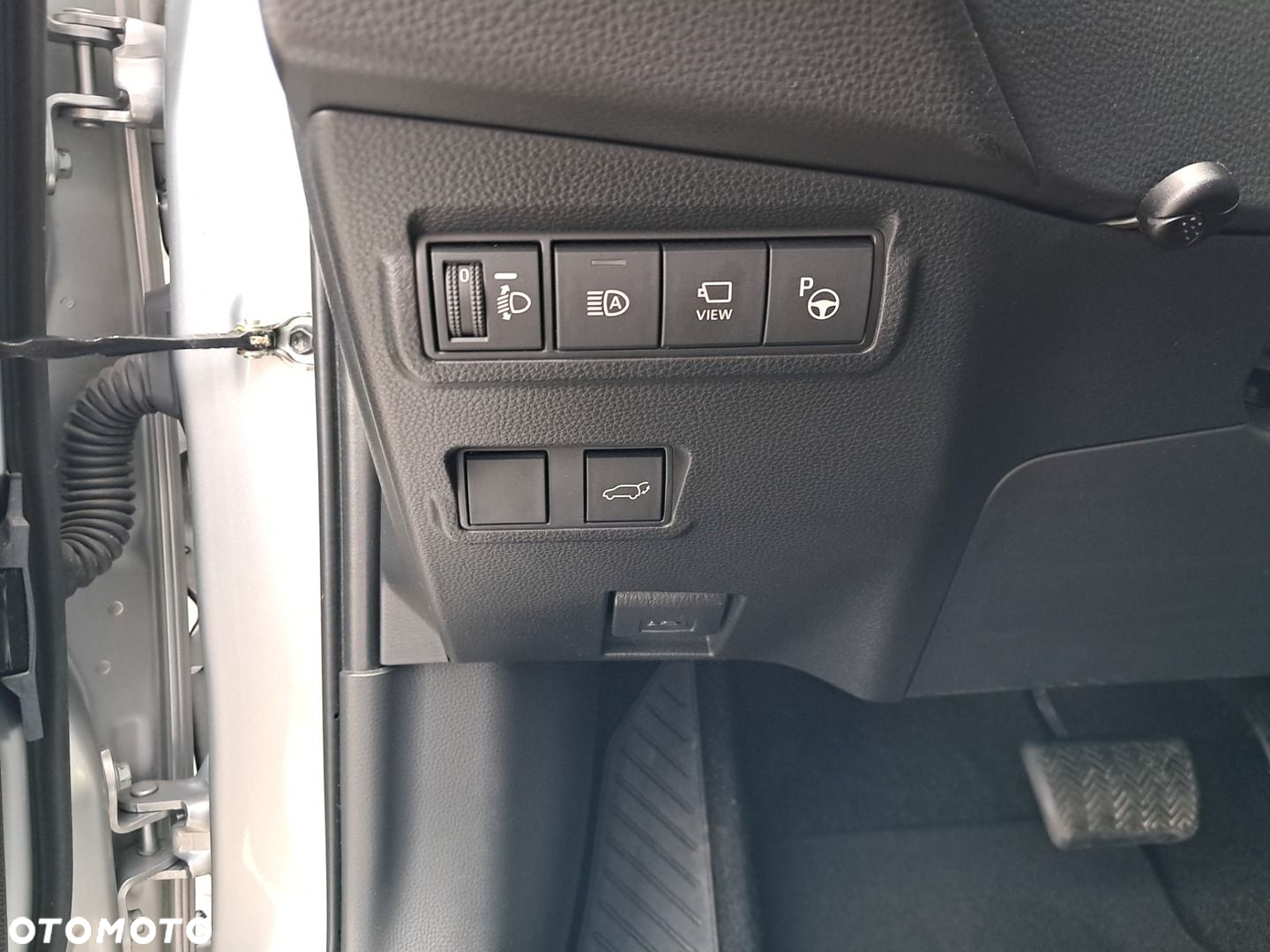 Toyota Corolla Cross 2.0 Hybrid Premiere Edition AWD - 22