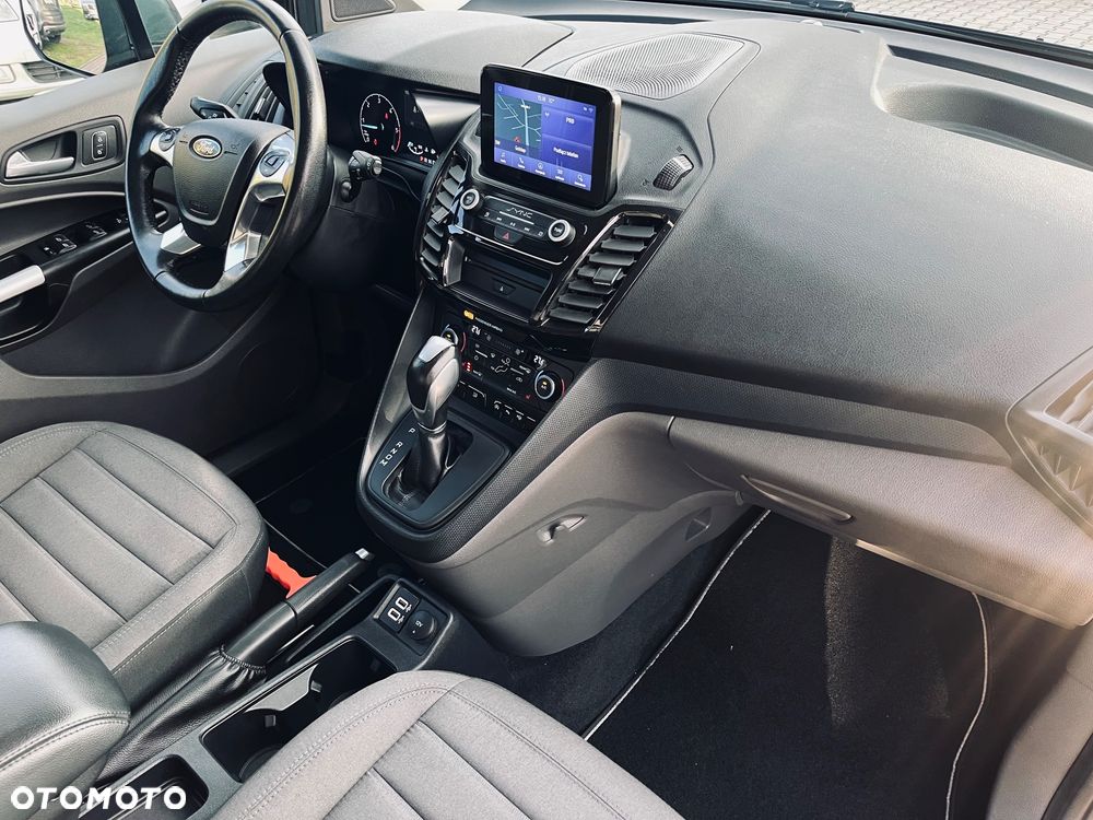 Ford Tourneo Connect - 10