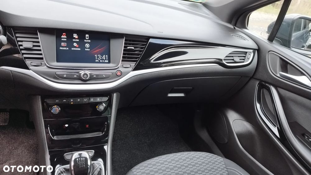 Opel Astra 1.4 Turbo Edition - 24