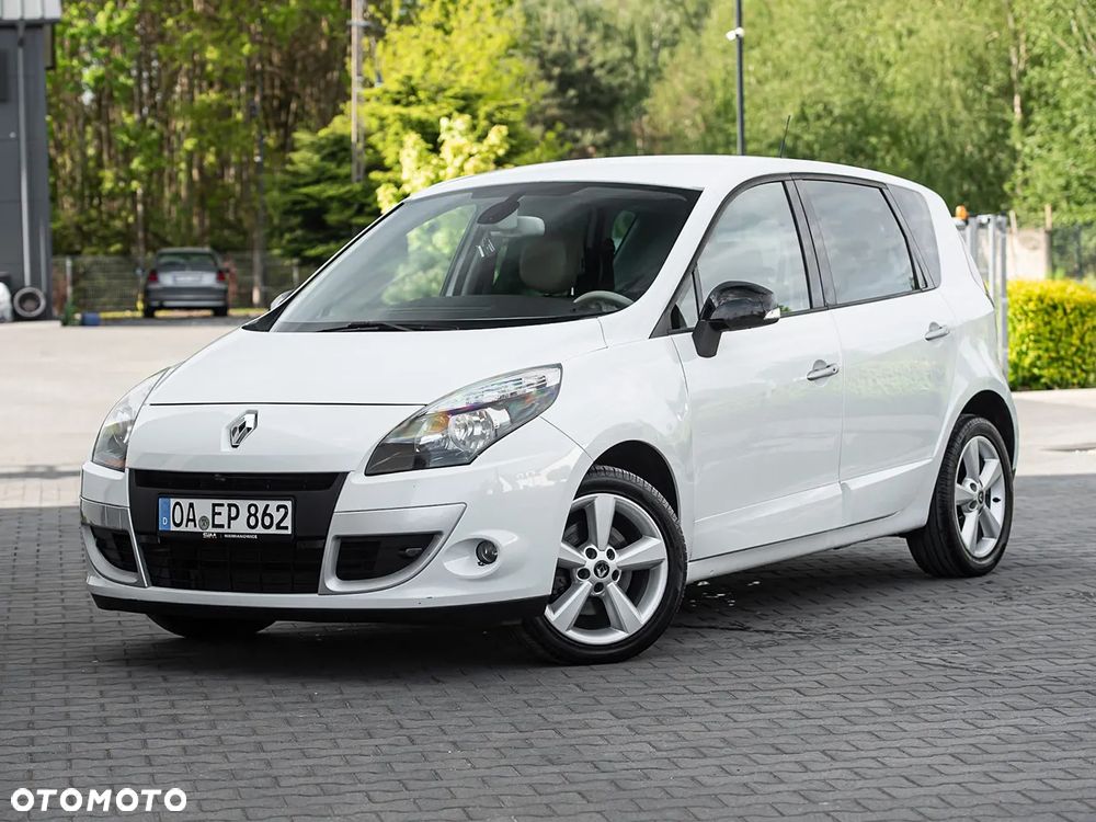 Renault Scenic 2.0 16V 140 CVT Dynamique - 6