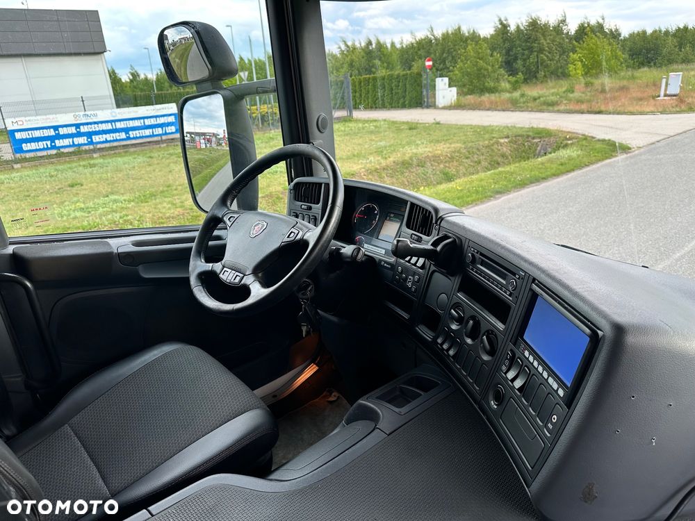 Scania P250 euro6 z Holandii kontener izoterma 19palet - 19