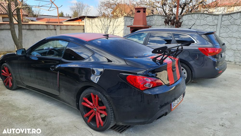 Hyundai Genesis - 4