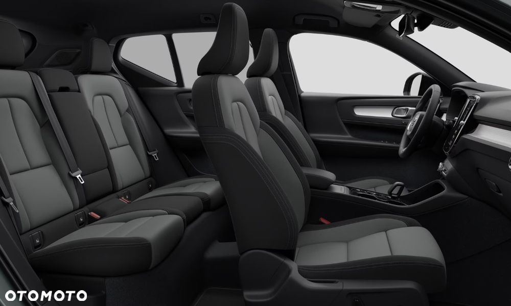 Volvo XC 40 B3 Plus Dark - 6