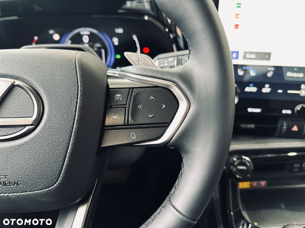 Lexus NX 350h Omotenashi AWD - 26
