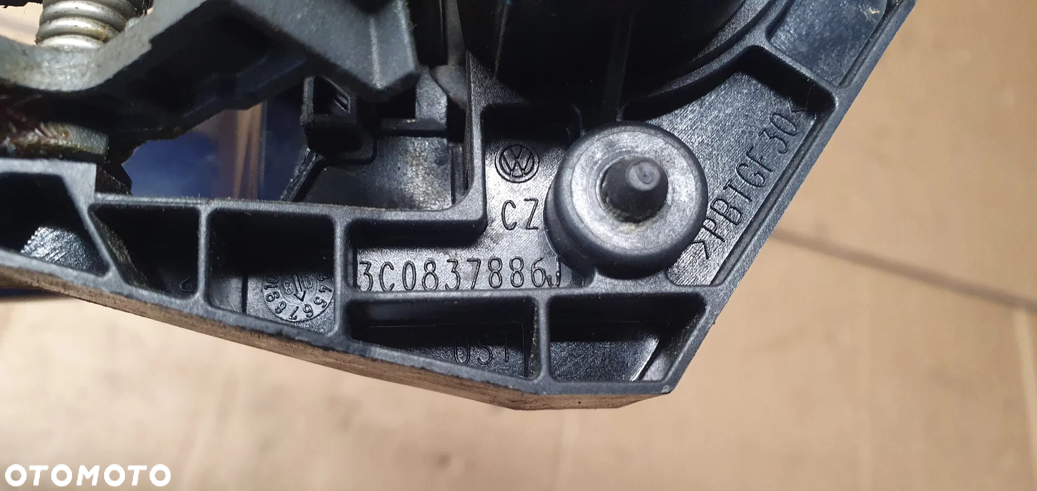 Klamka prawy tył tylna prawa mocowanie VW Passat B6 LA5E 3C0837886J - 6