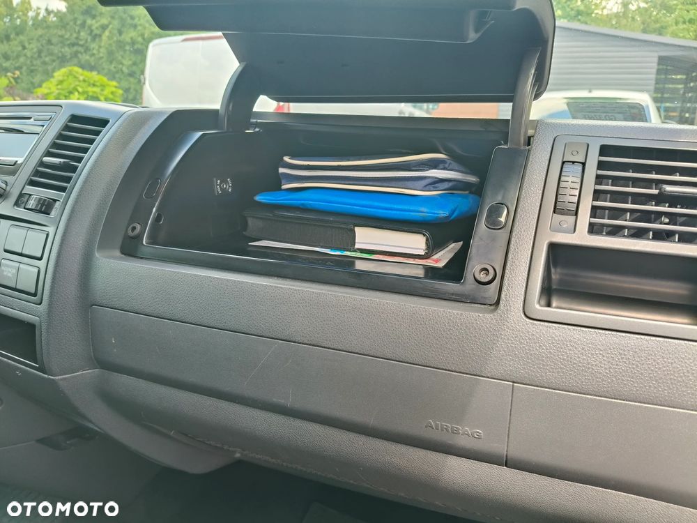 Volkswagen Caravelle L1 Comfortline - 19