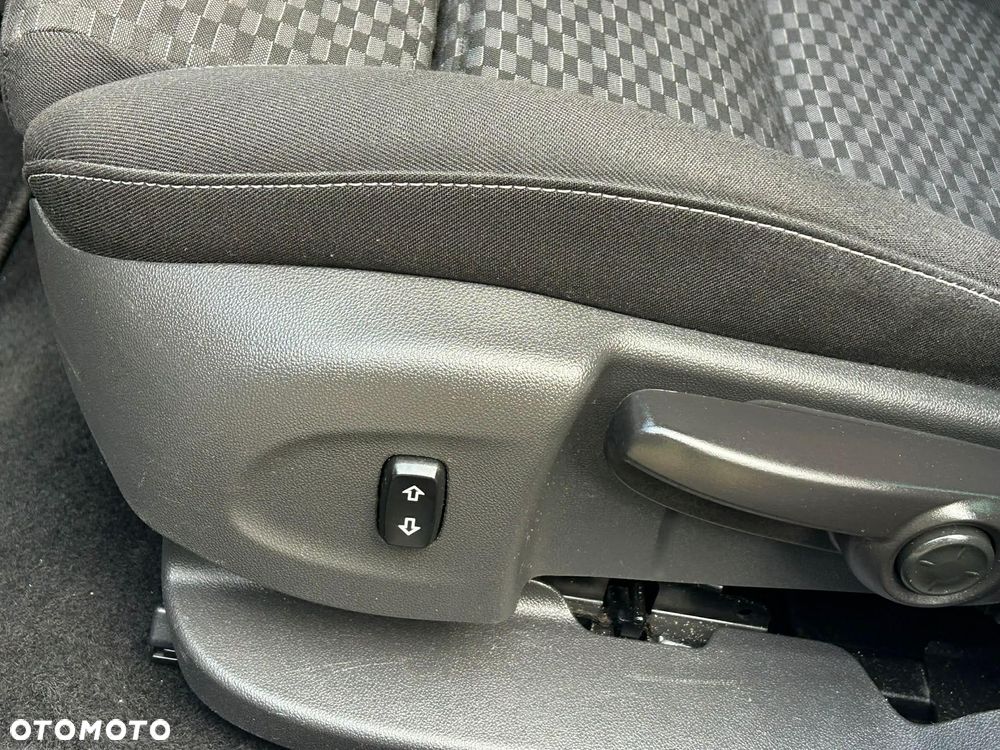 Opel Astra 1.6 D (CDTI) Selection - 11