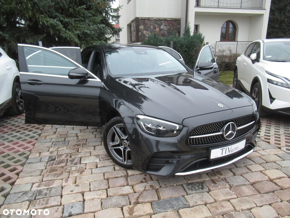 Mercedes-Benz Klasa E 220 d 4-Matic AMG - 39