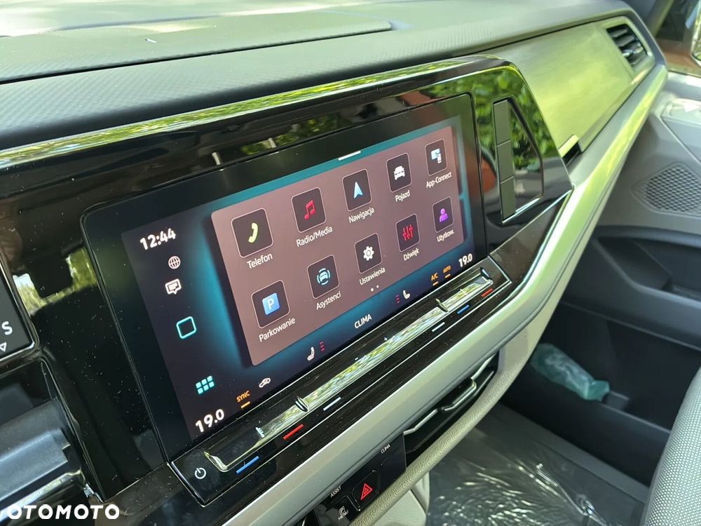 Volkswagen Multivan 2.0 TSI L2 Edition DSG - 21