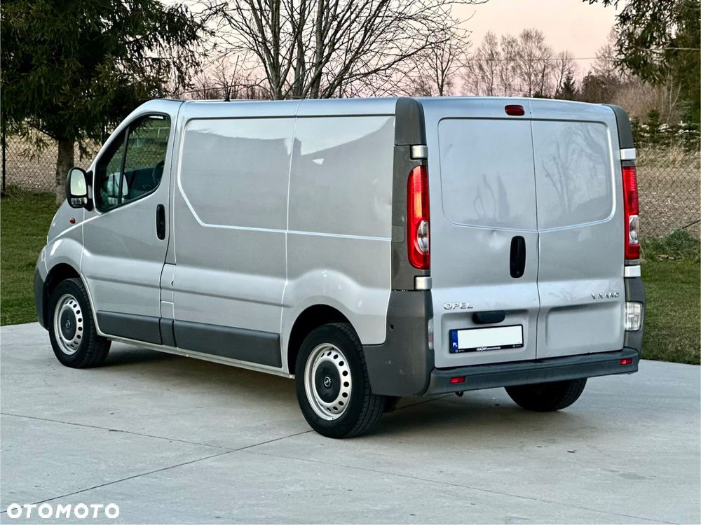 Opel Vivaro - 4