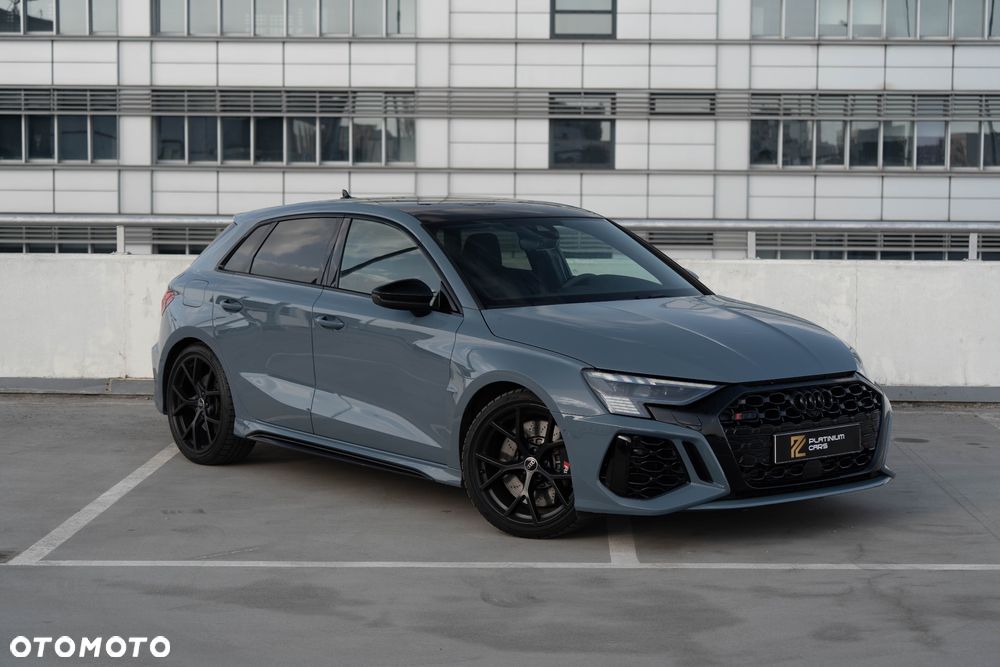 Audi RS3 Sportback - 2