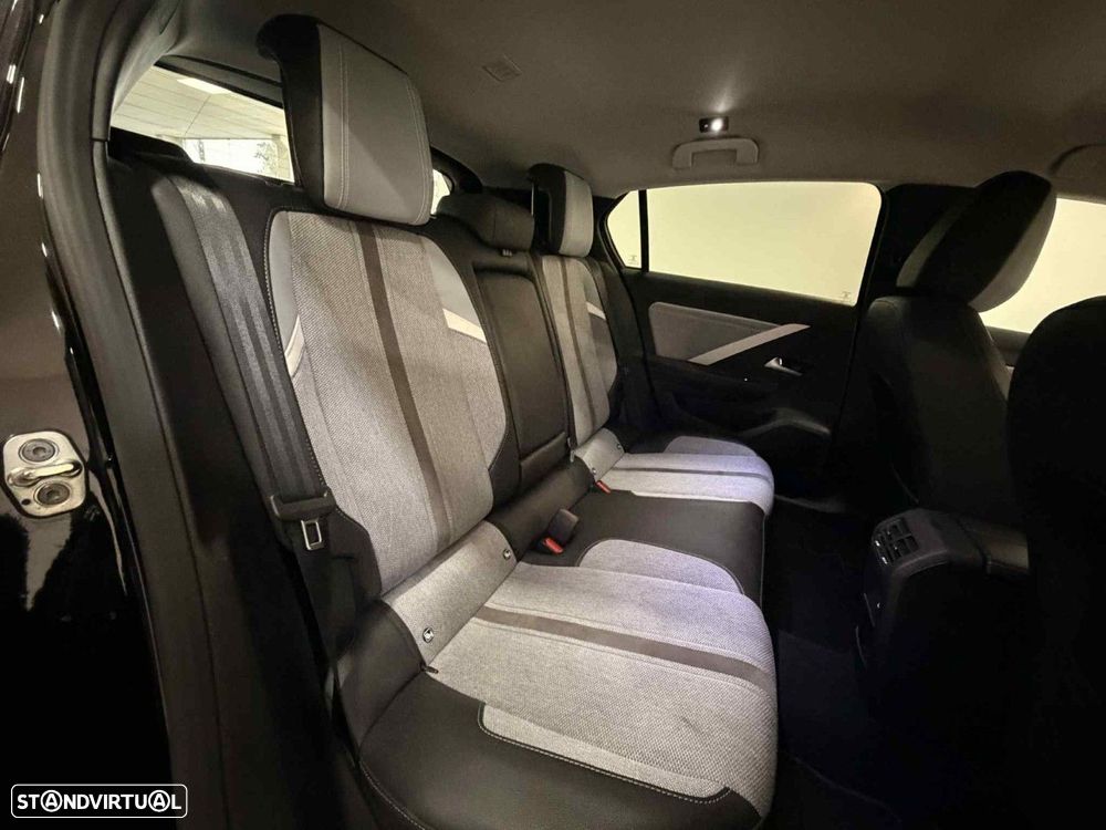 Opel Astra 1.5 D Elegance Aut. - 13