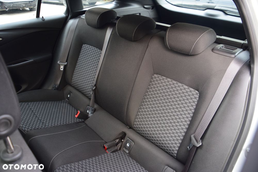 Opel Astra 1.6 CDTI Enjoy S&S - 21