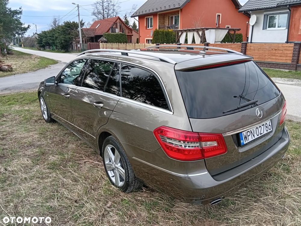 Mercedes-Benz Klasa E 300 CDI DPF BlueEFFICIENCY 7G-TRONIC Avantgarde - 10