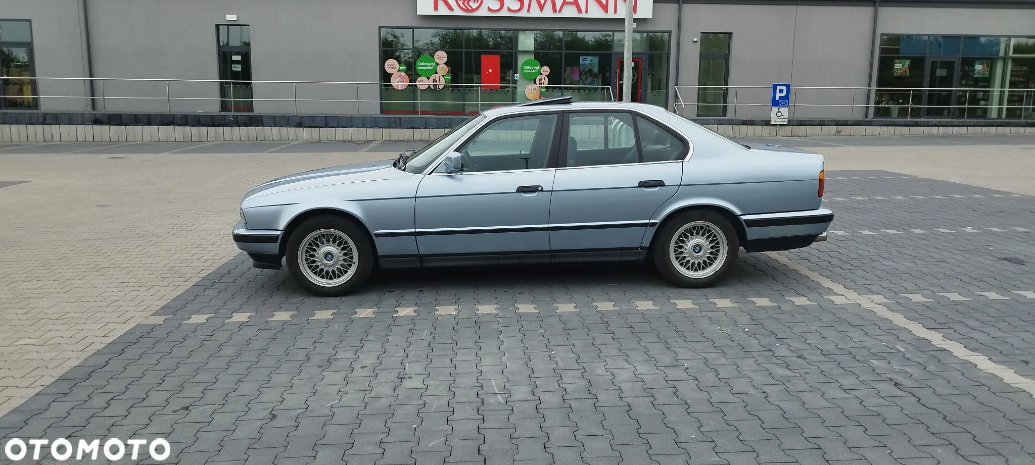 BMW Seria 5 520i - 6
