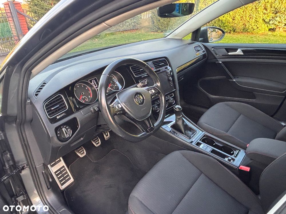 Volkswagen Golf Variant 1.4 TSI Sound - 18