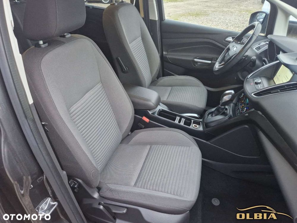 Ford Grand C-MAX - 24