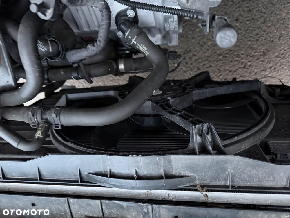 Volkswagen Golf e-Golf - 34