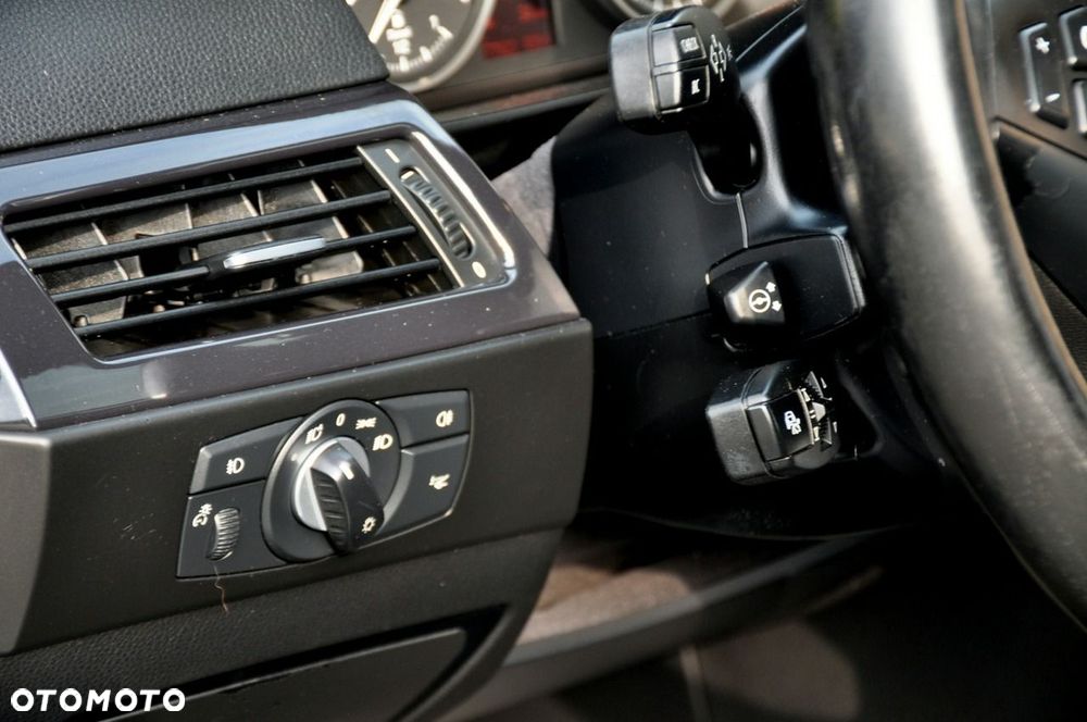BMW Seria 5 - 38