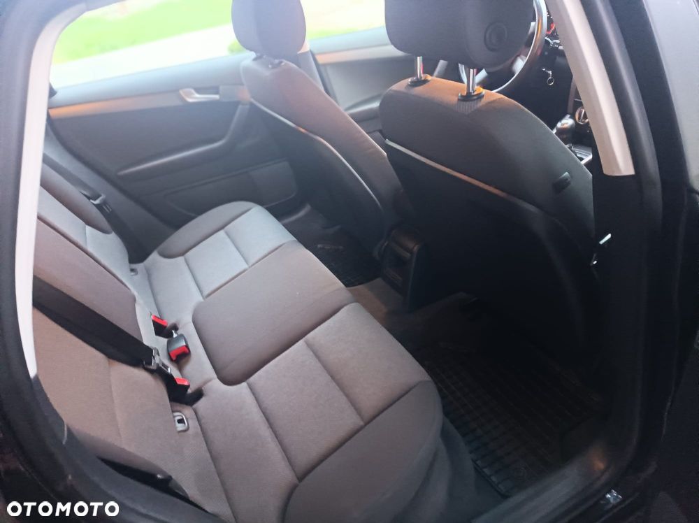 Audi A3 Sportback 1.6 TDI DPF Ambiente - 21