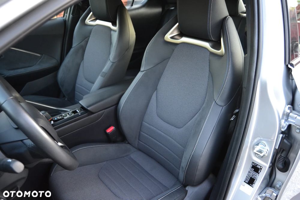 Toyota C-HR 1.8 Hybrid Style - 32
