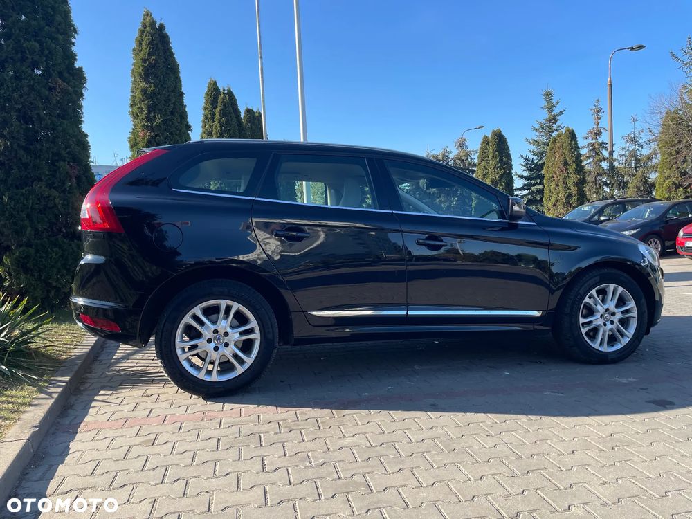 Volvo XC 60 D4 AWD Summum - 3