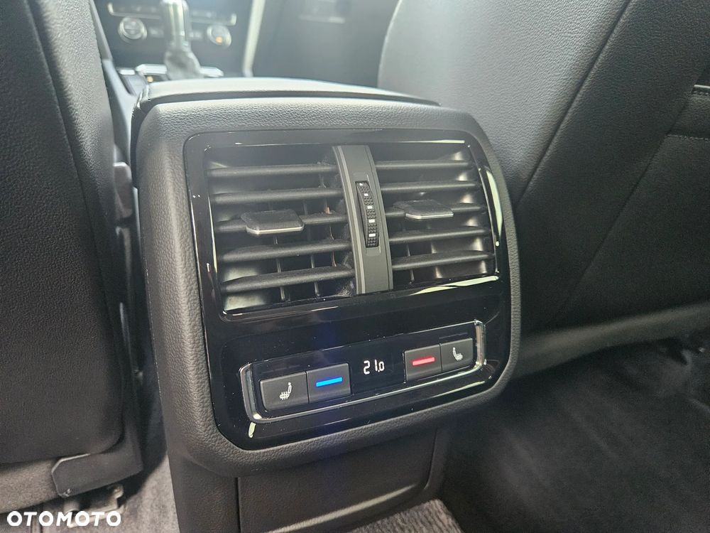 Volkswagen Arteon 2.0 TDI SCR DSG Elegance - 28