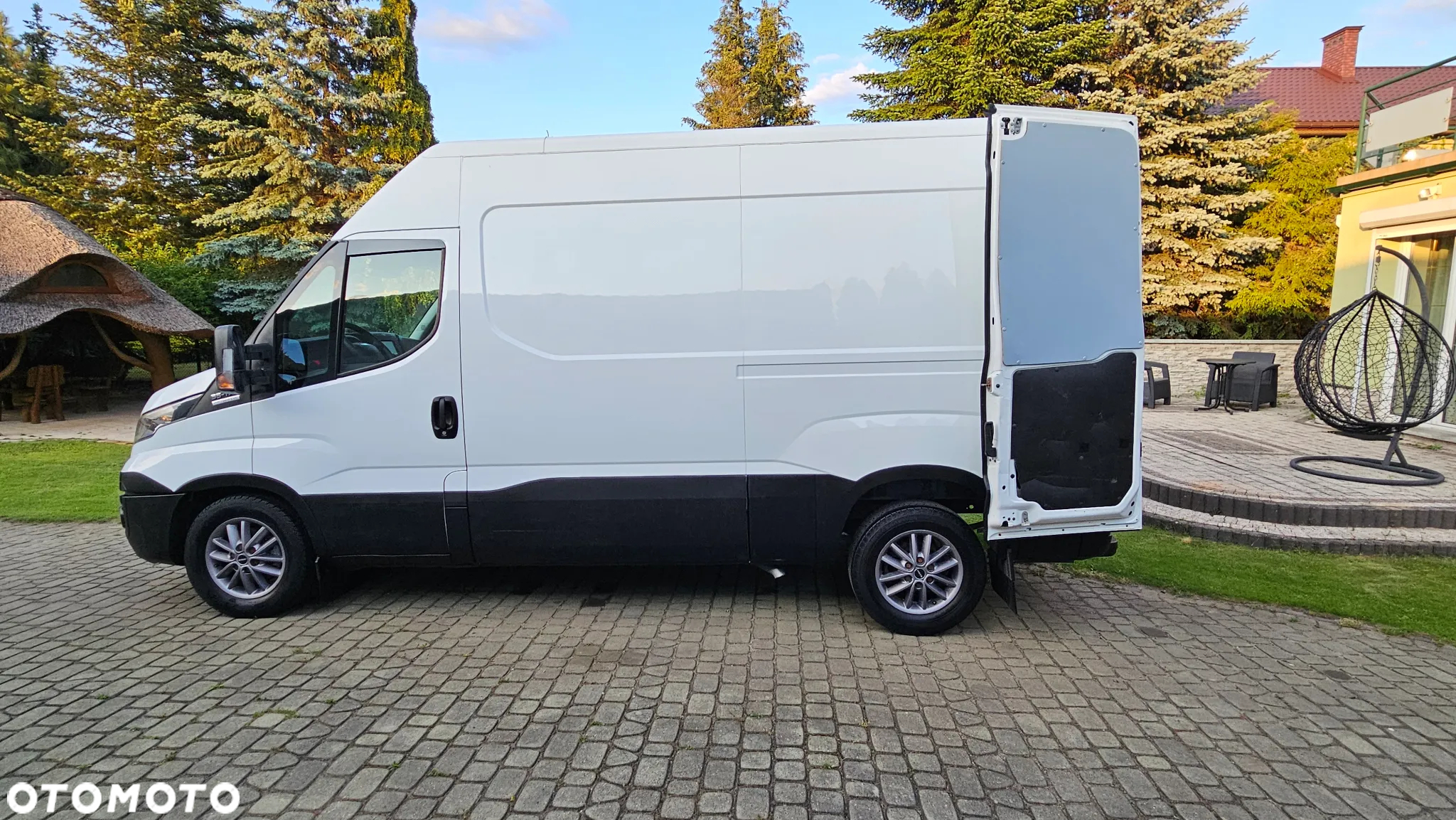 Iveco Daily 35S17 3,0D HI-MATIC - 34