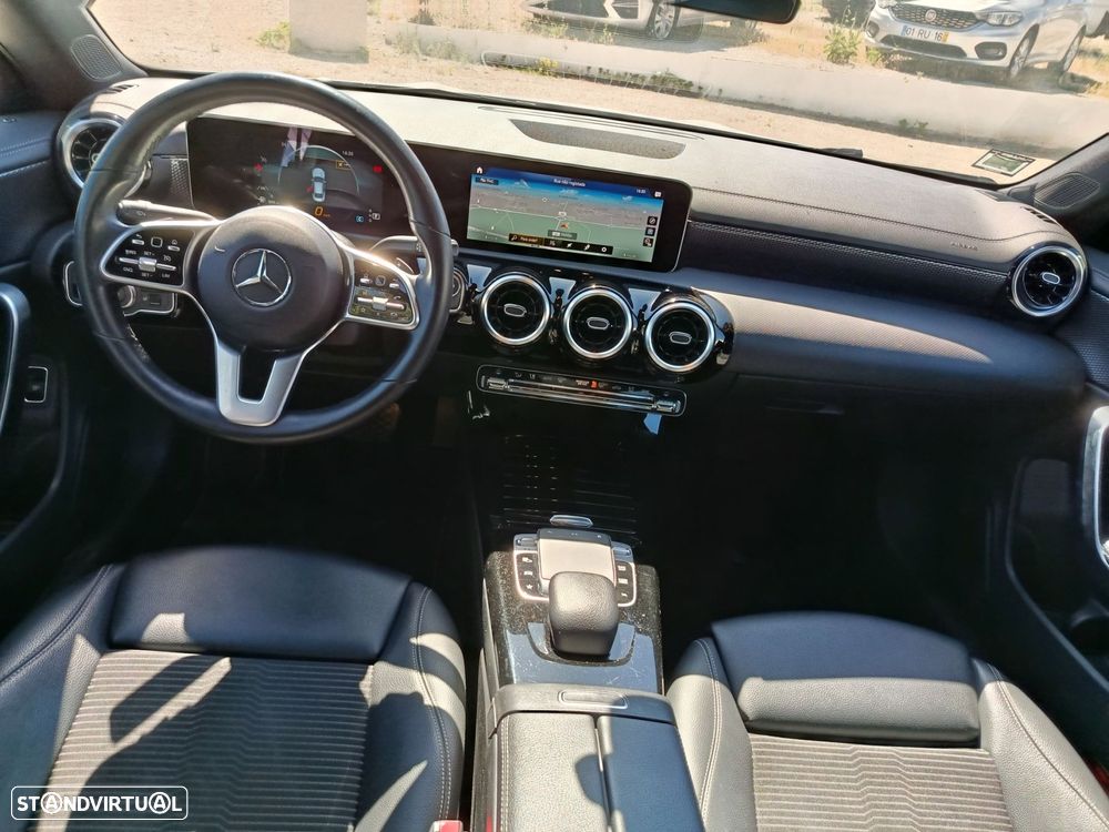Mercedes-Benz CLA 200 - 8