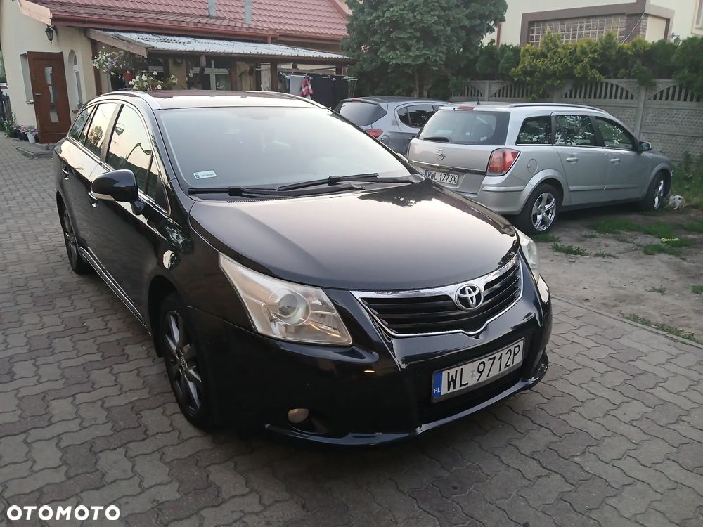 Toyota Avensis - 7