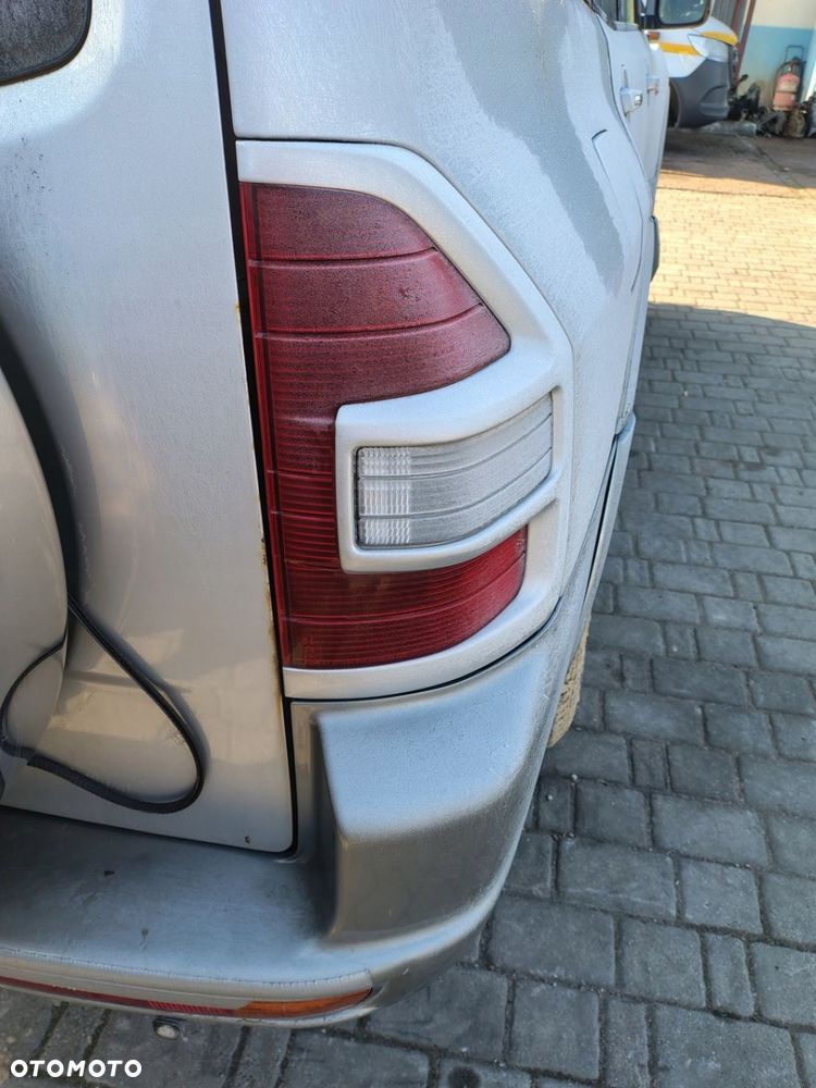 MITSUBISHI PAJERO III 5D LAMPA PRAWA TYŁ TYLNA EU - 1