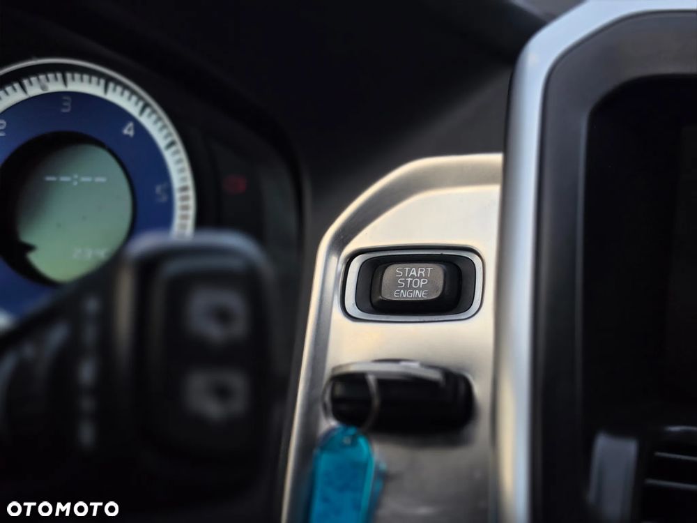 Volvo XC 60 - 29