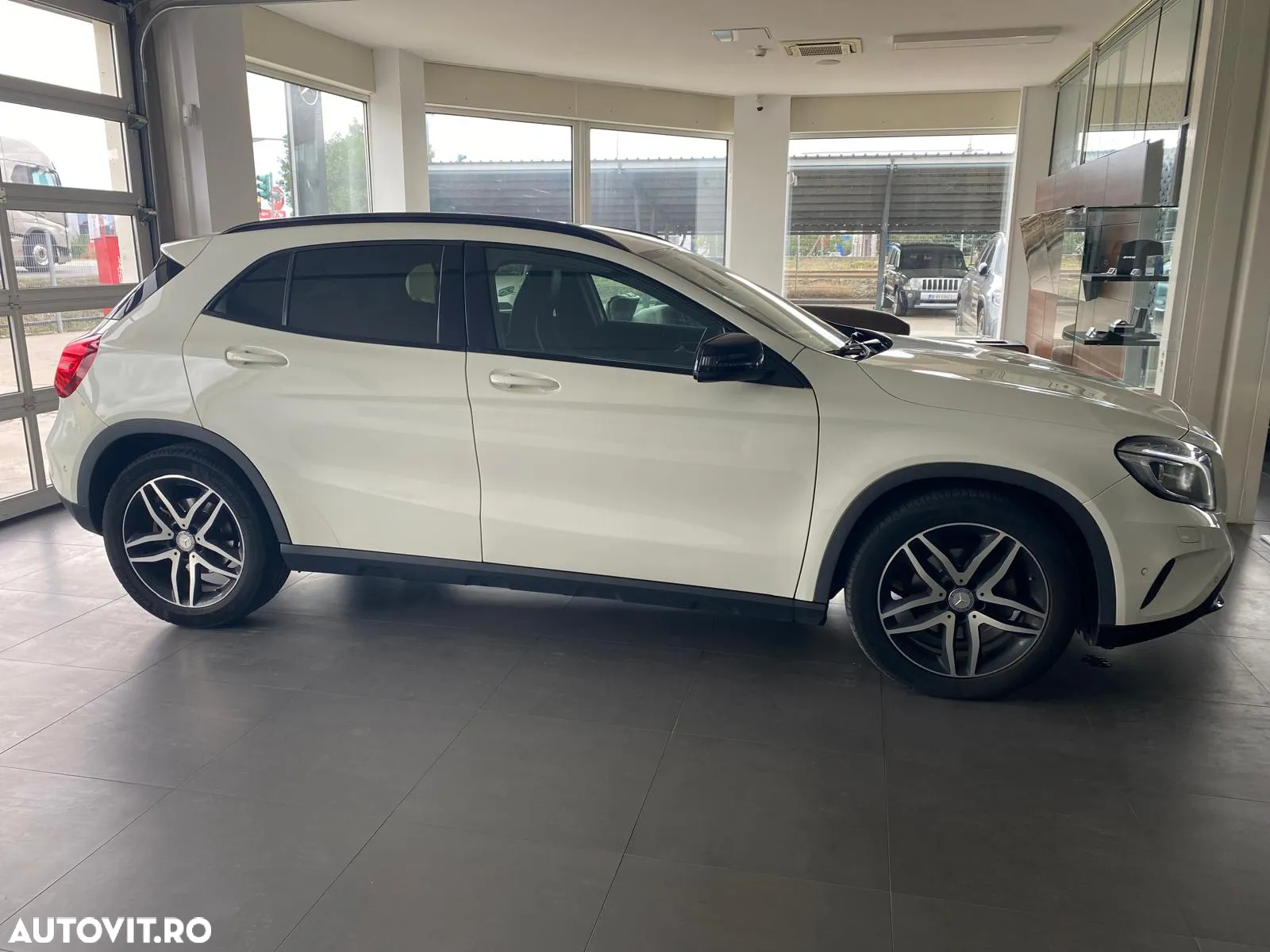Mercedes-Benz GLA 200 (CDI) d 4Matic 7G-DCT Urban - 5