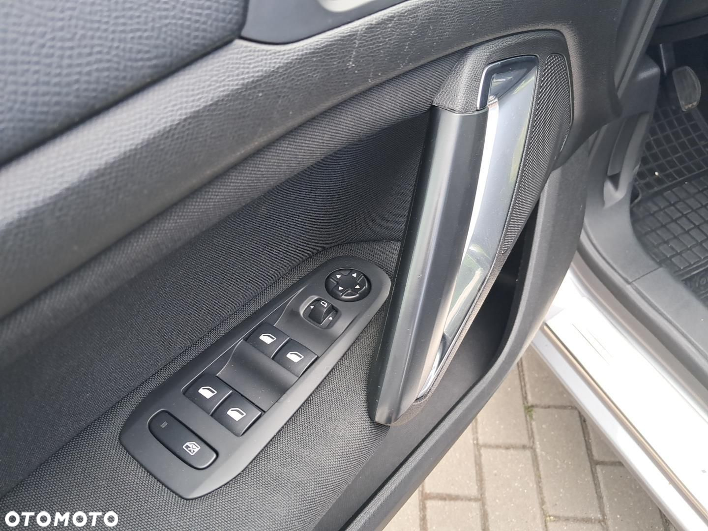 Peugeot 308 SW 1.5 BlueHDi Active Pack S&S - 18