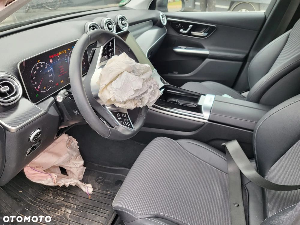 Mercedes-Benz GLC 300 4Matic 9G-TRONIC Exclusive - 12