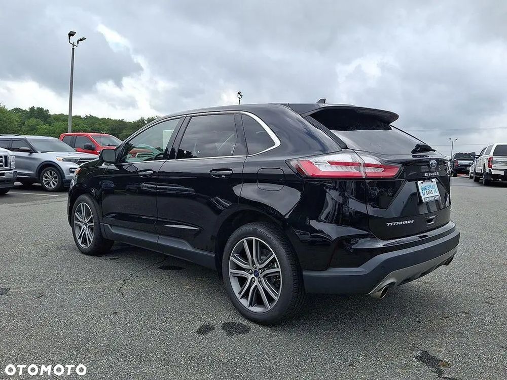 Ford Edge - 5