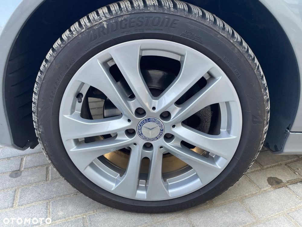 Mercedes-Benz Klasa C 180 (BlueEFFICIENCY) 7G-TRONIC Avantgarde - 23