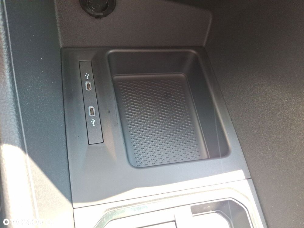 Volkswagen Caddy Maxi Cargo 2.0 TDI 122 KM DSG - 23