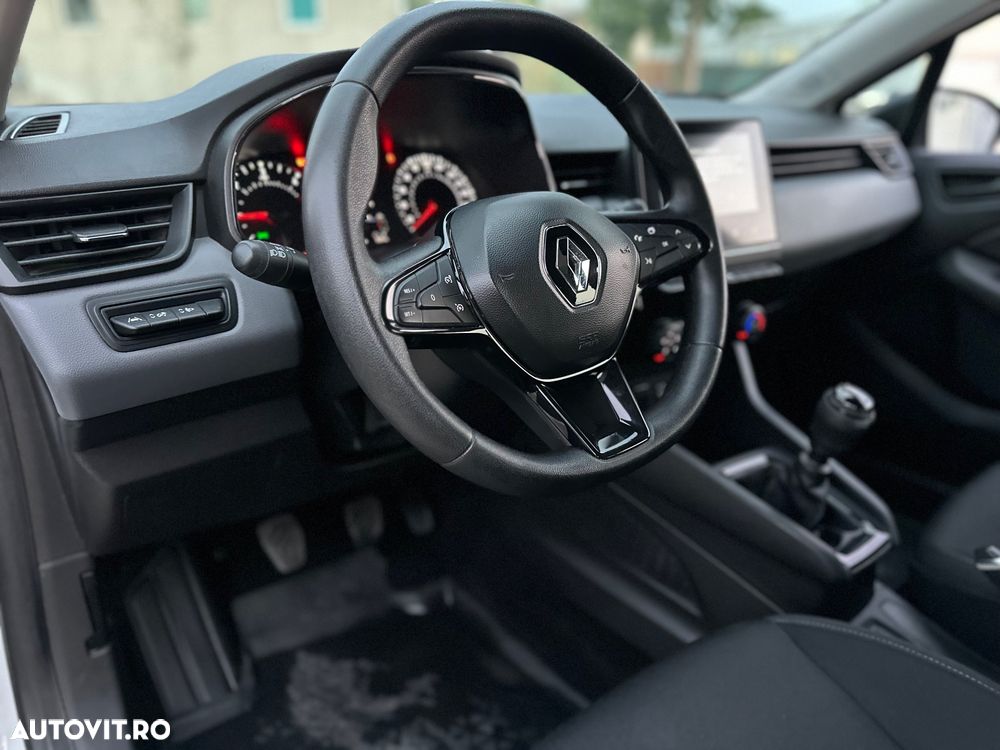 Renault Clio - 15