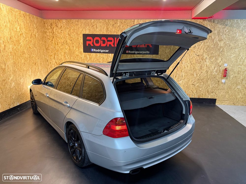 BMW 320 d Navigation - 29