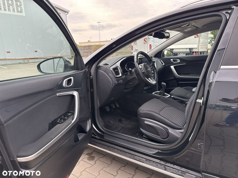 Kia XCeed 1.5 T-GDI M - 10