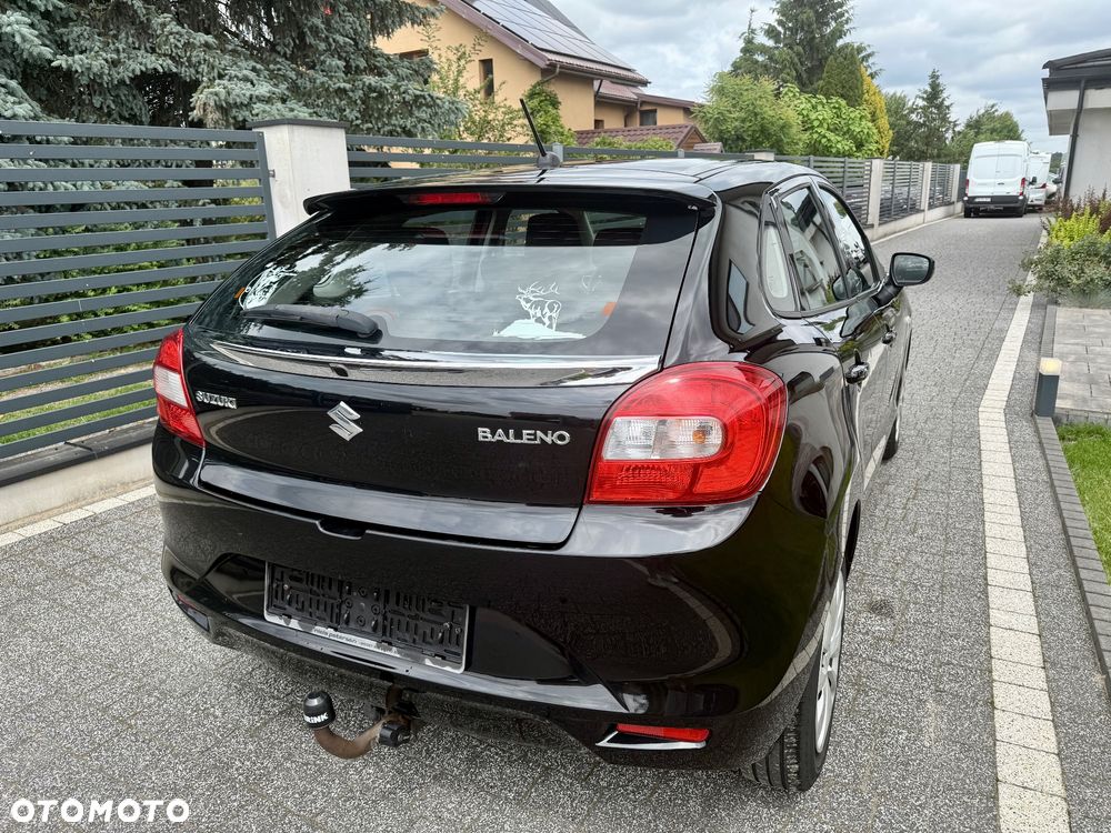 Suzuki Baleno 1.2 Dualjet Club - 6