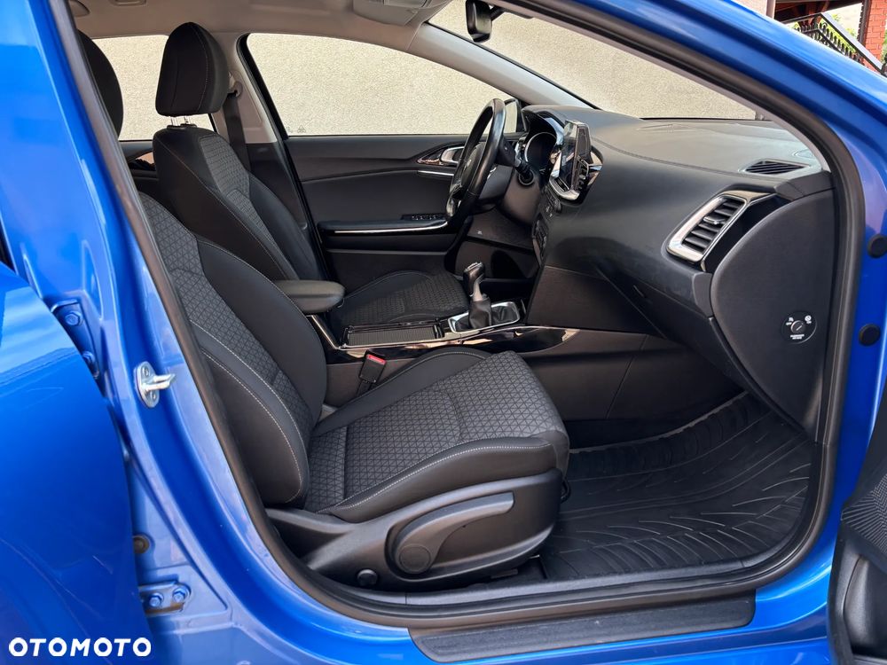 Kia Ceed 1.6 CRDi Platinum Edition - 34