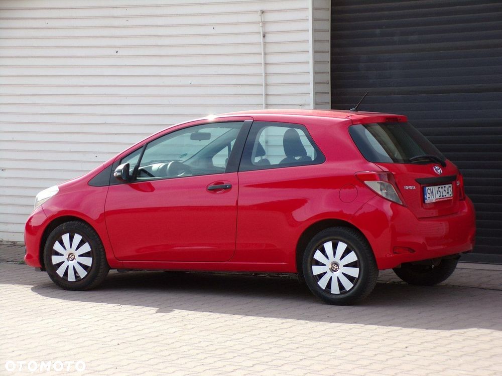 Toyota Yaris - 16