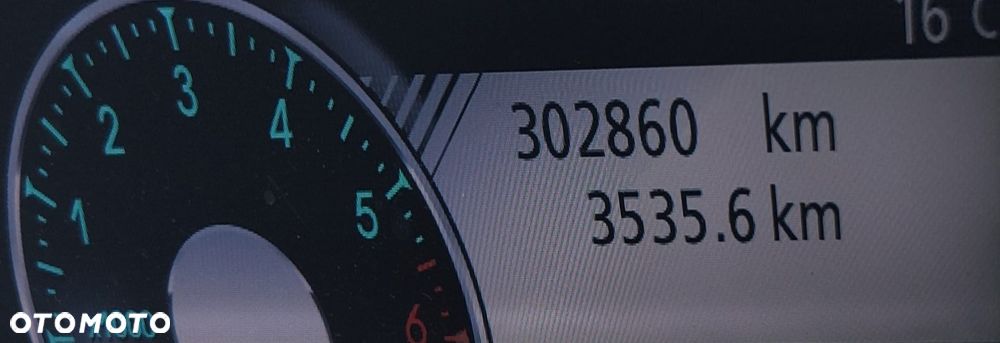 Renault Scenic 1.6 dCi Energy Bose Edition S&S - 3