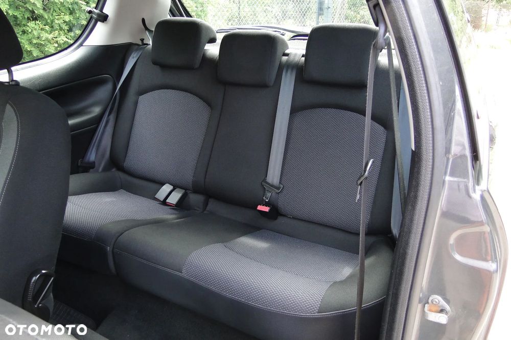 Peugeot 206 plus - 8